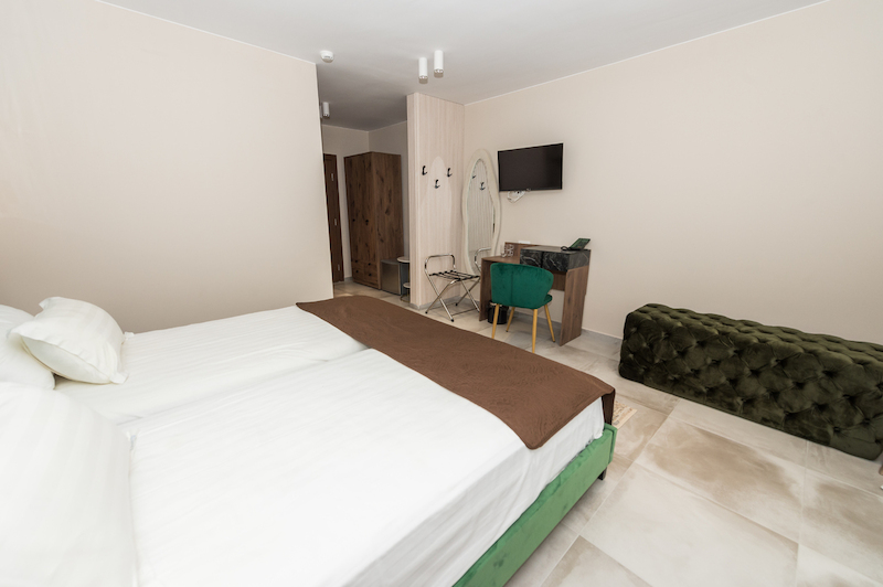 Central Hotel 7