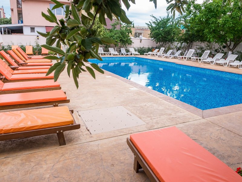 Central Hotel 9