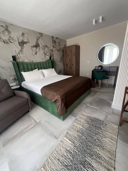 Central Hotel 47