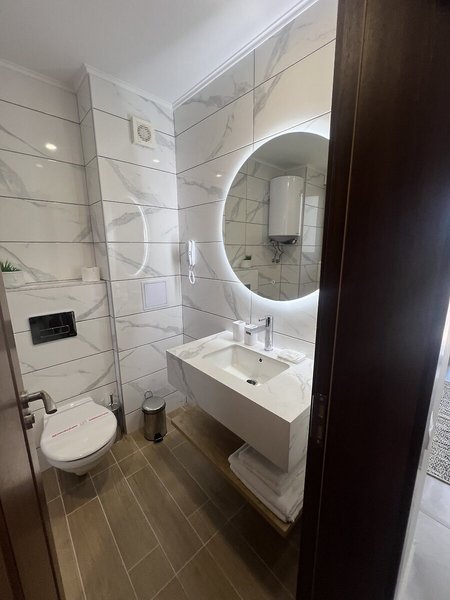 Central Hotel 48