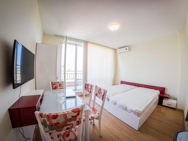 Holiday & Orchid Fort Golf Club 11