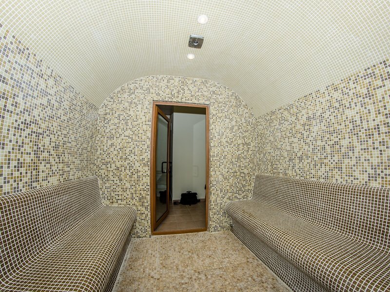 Holiday & Orchid Fort Golf Club 16