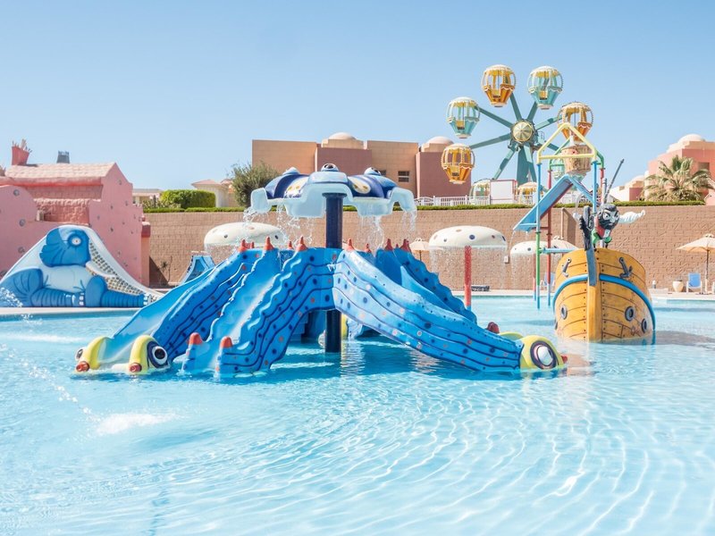 Serenity Fun City Resort 7