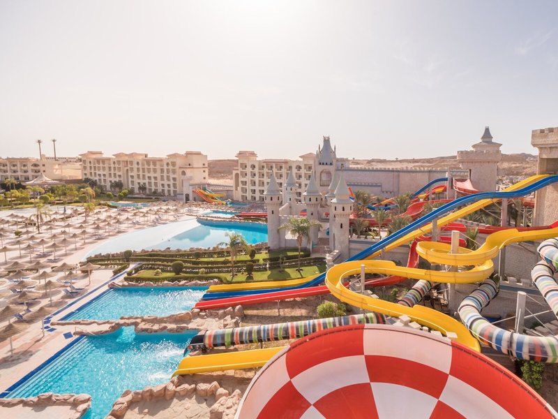 Serenity Fun City Resort 11