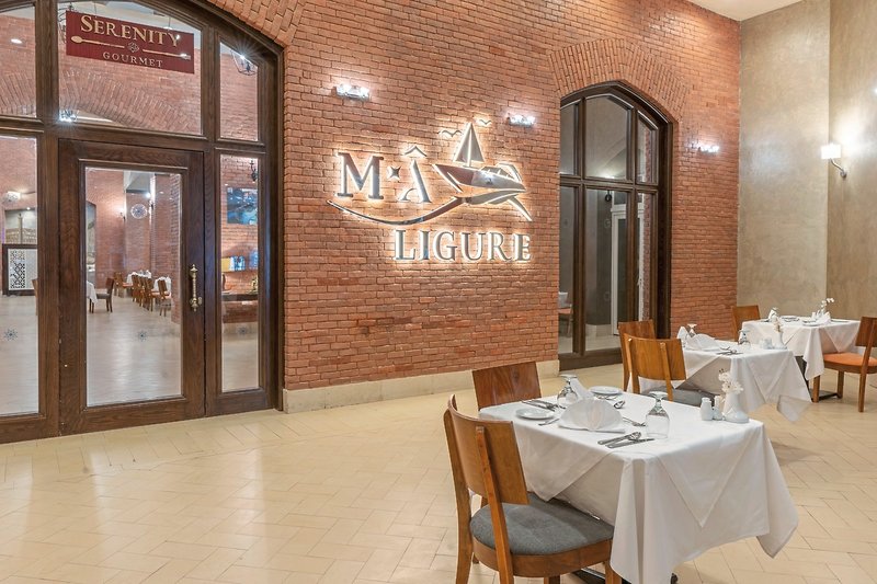 Serenity Fun City Resort 38