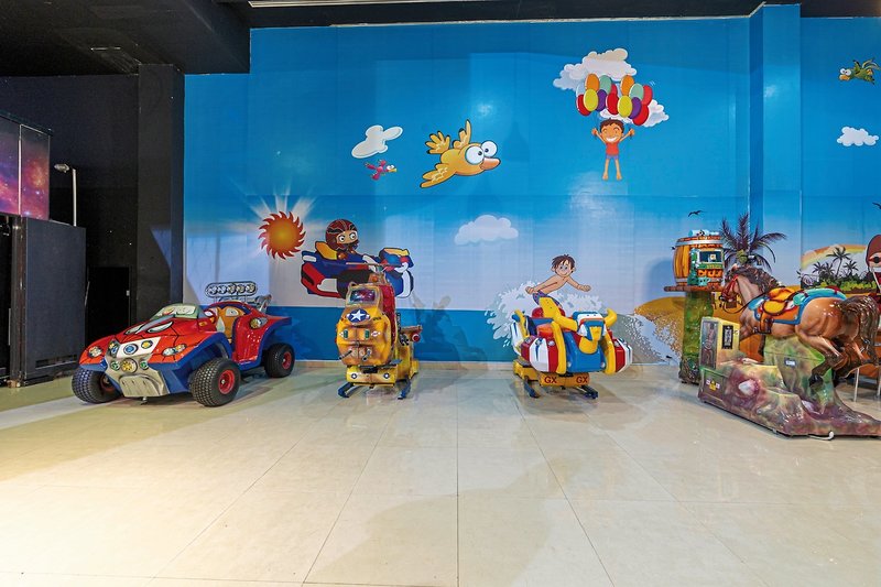 Serenity Fun City Resort 46