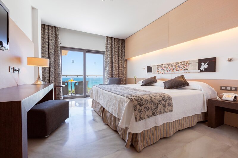 Hipotels Gran Conil Hotel & Spa 11