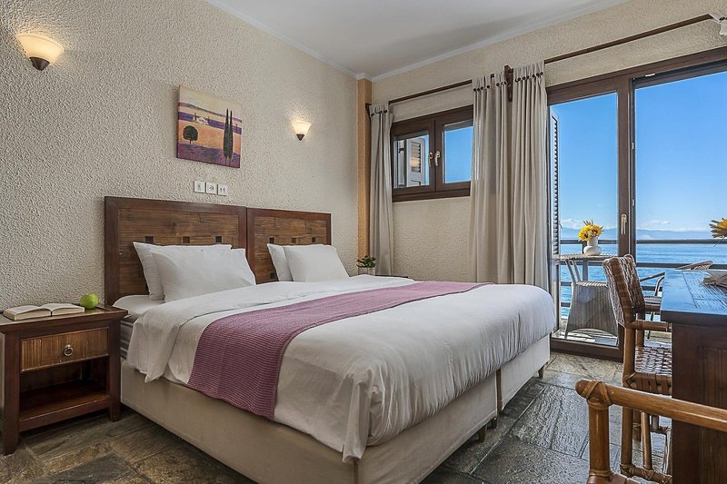 Agnanti Apartments 3