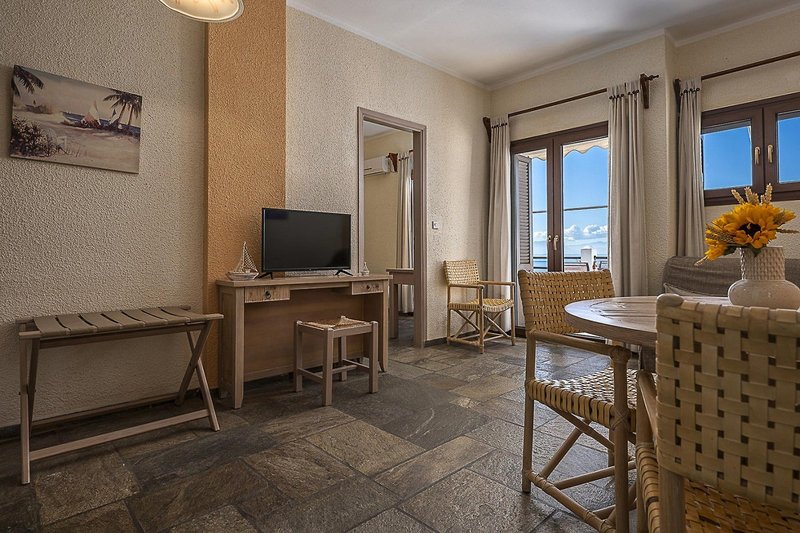 Agnanti Apartments 11