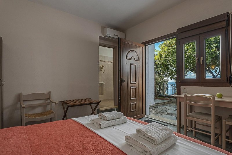 Agnanti Apartments 13