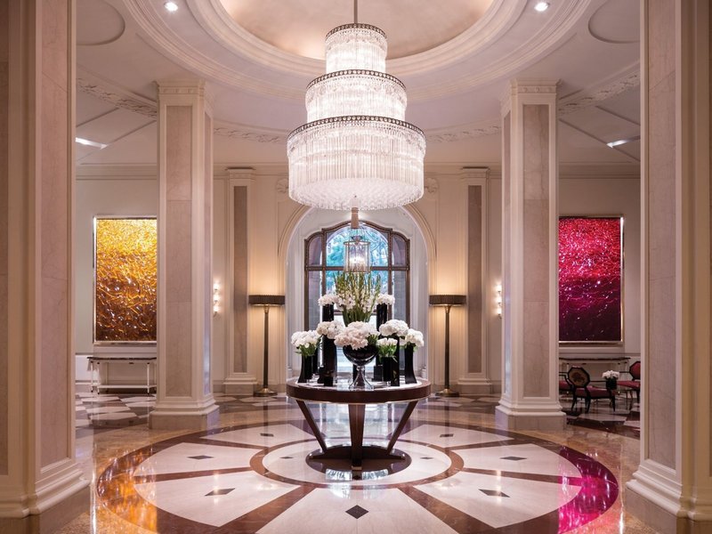 Beverly Wilshire, a Four Seasons Hotel 9