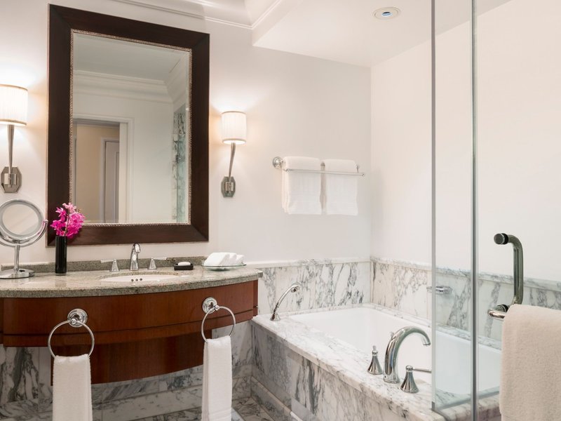 Beverly Wilshire, a Four Seasons Hotel 29