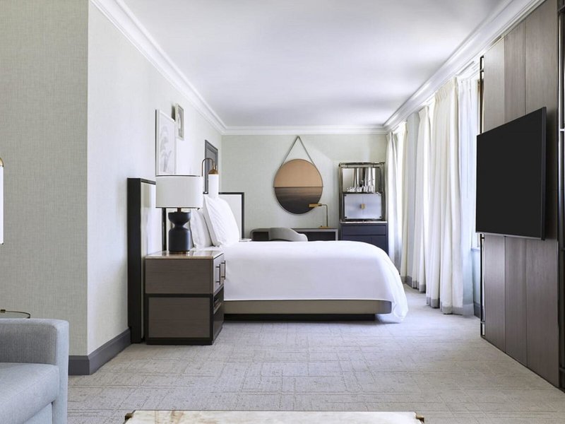 Beverly Wilshire, a Four Seasons Hotel 30