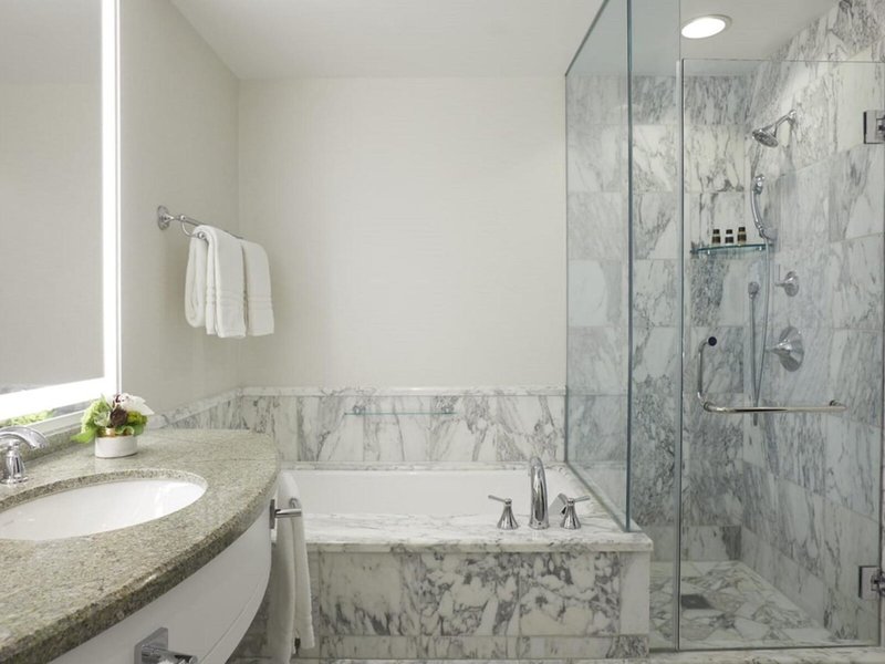 Beverly Wilshire, a Four Seasons Hotel 35