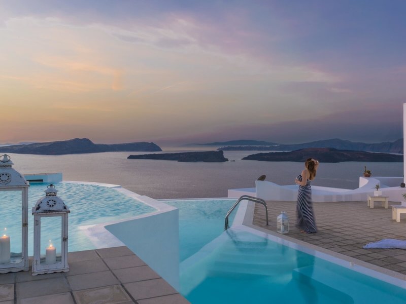 Apanemo Hotel & Suites 1