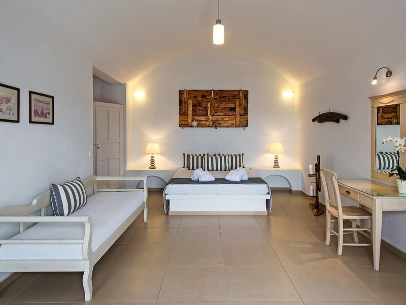 Apanemo Hotel & Suites 4