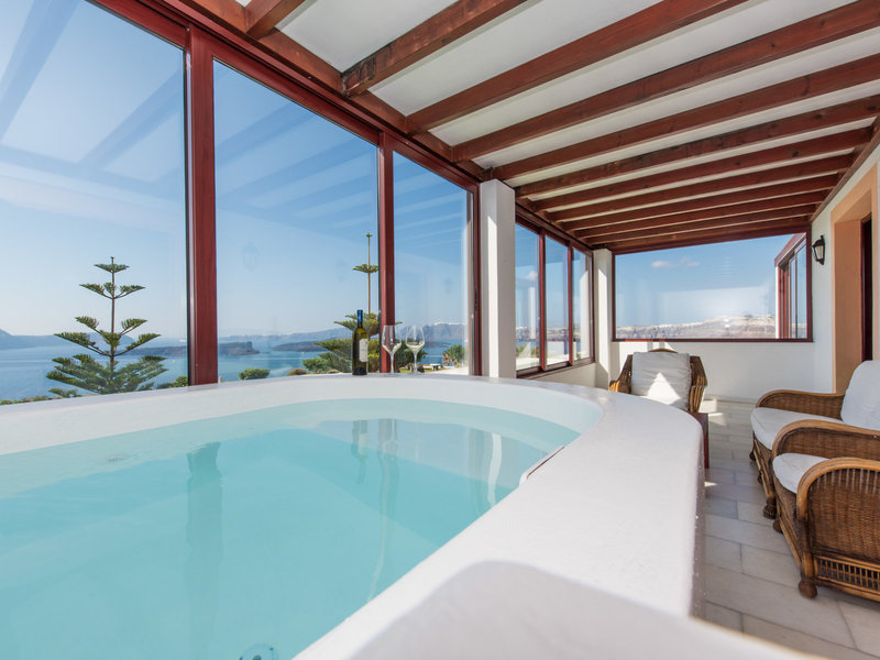 Maison Des Lys Luxury Suites 19