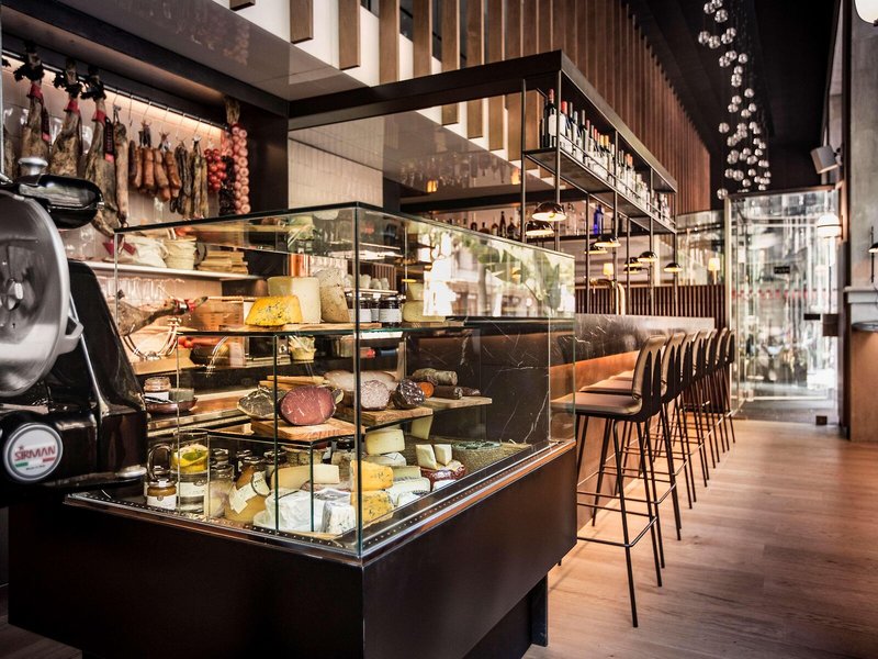 Alexandra Barcelona Hotel, Curio Collection by Hilton