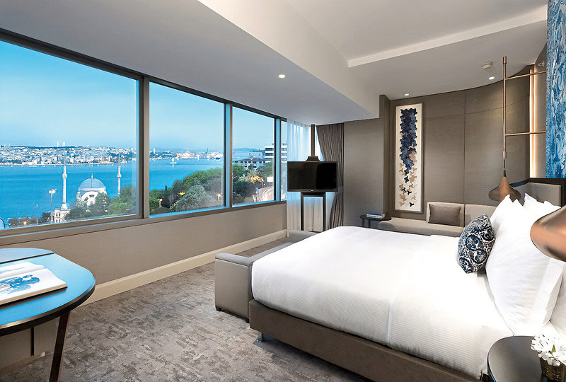 The Ritz-Carlton Istanbul 6