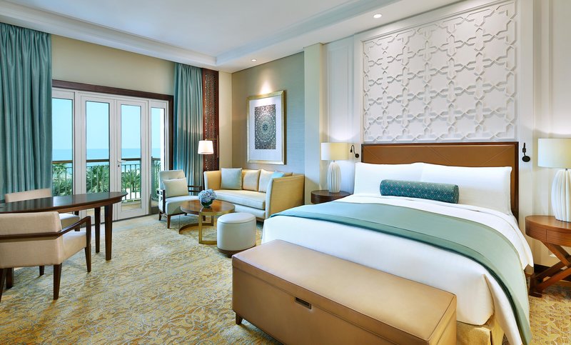 The Ritz-Carlton Dubai 7