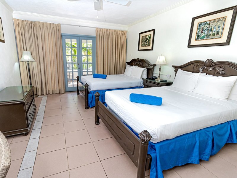 Savannah Beach Club Hotel & Spa 14