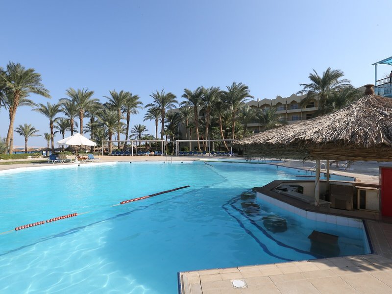 Regina Swiss Inn Resort & Aqua Park 10
