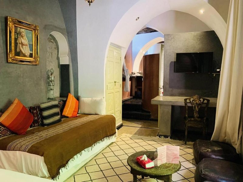 Riad Moullaoud 9