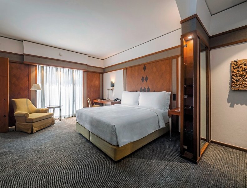 The Sukhothai 4