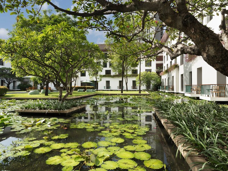 The Sukhothai 6