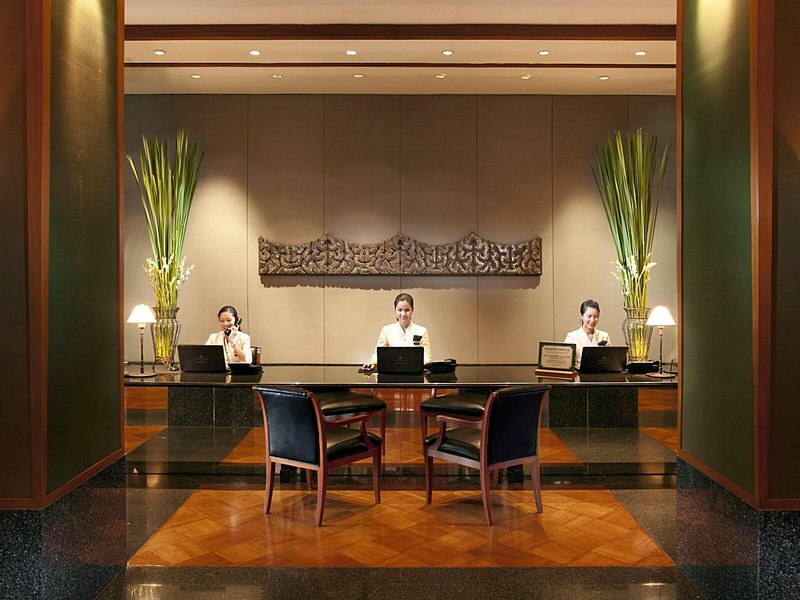 The Sukhothai 16