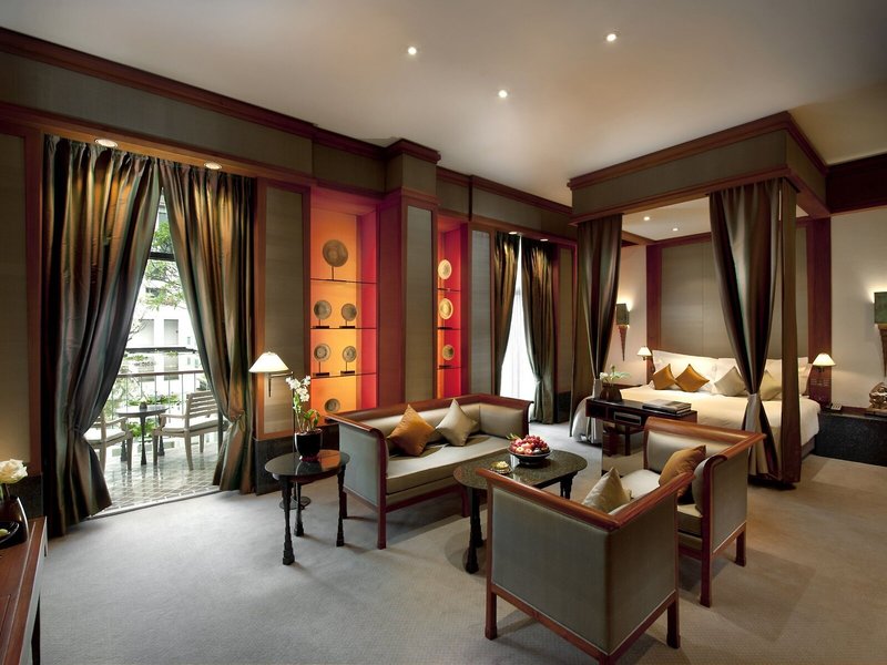 The Sukhothai 33
