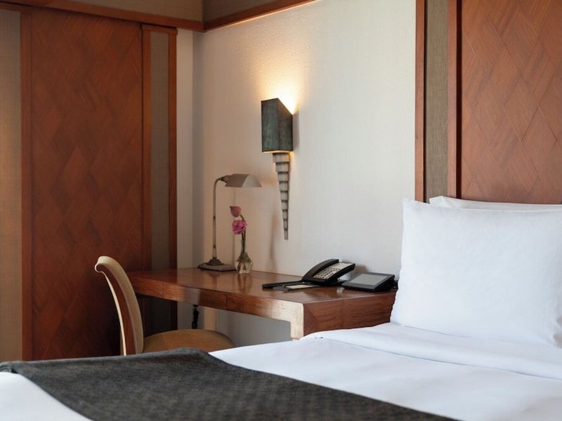 The Sukhothai 35