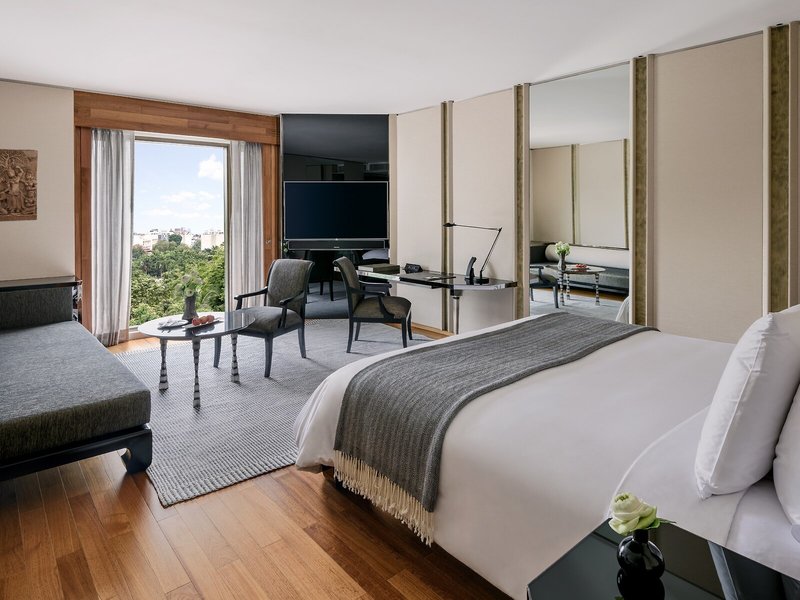 The Sukhothai 36
