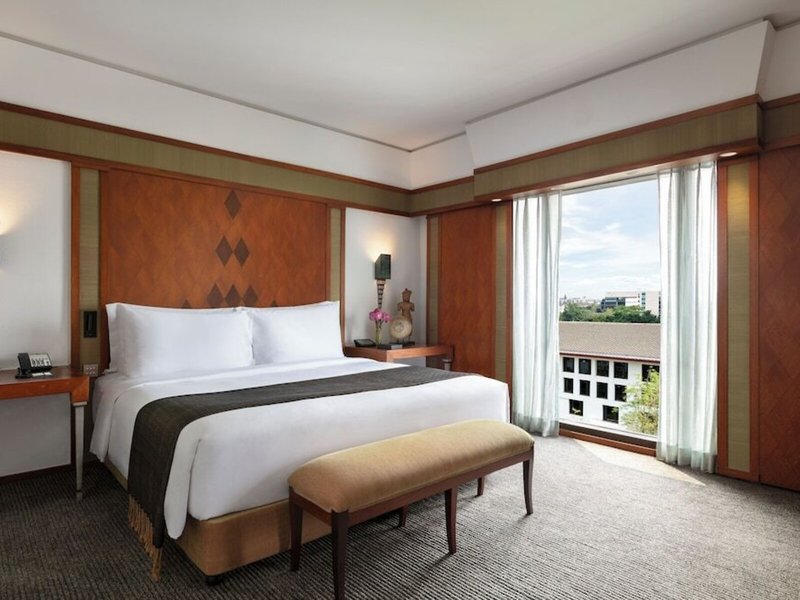 The Sukhothai 37