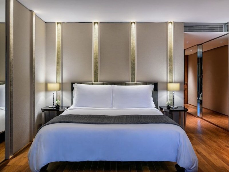 The Sukhothai 38