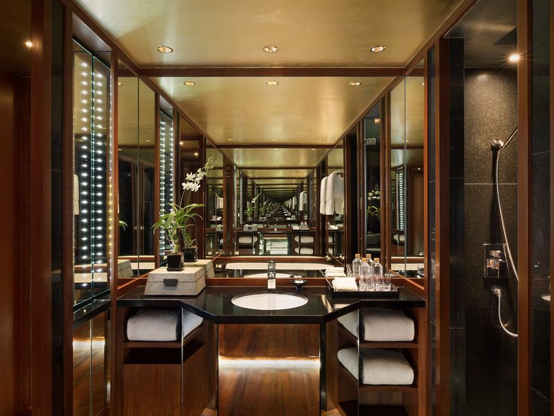 The Sukhothai 42
