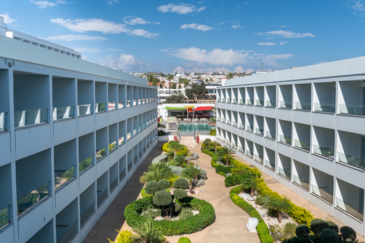 Nicholas Color Hotel 3
