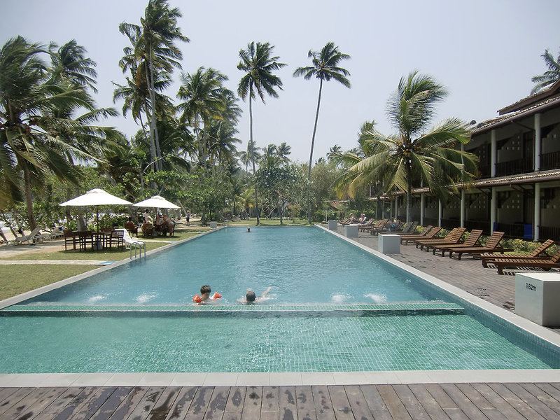 Paradise Beach Club Mirissa 8