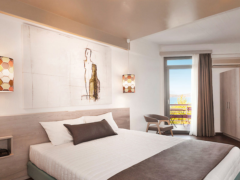 The Grove Seaside Hotel 3