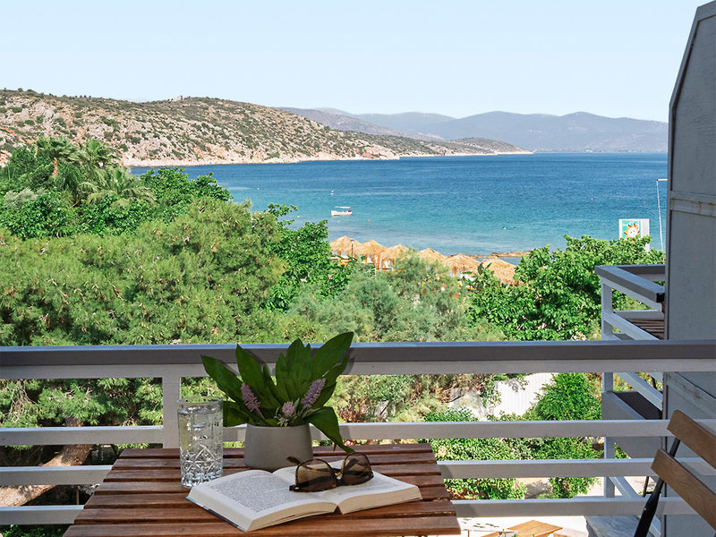 The Grove Seaside Hotel 13