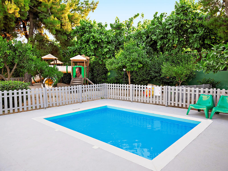 The Grove Seaside Hotel 7