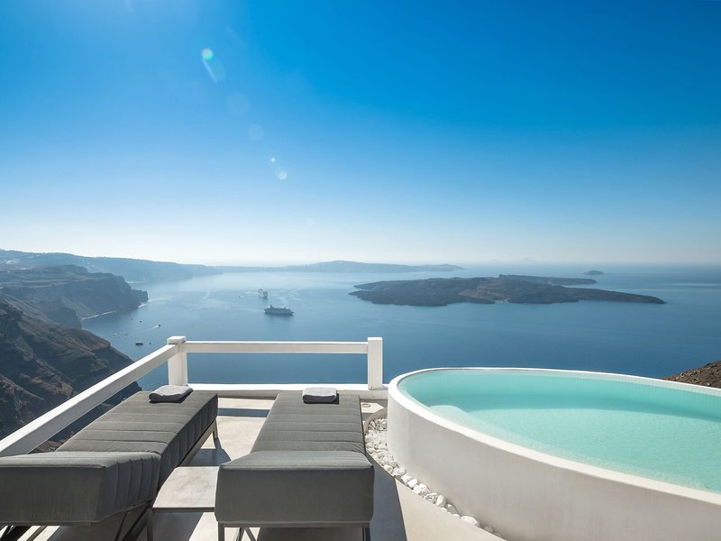 Aqua Luxury Suites 20