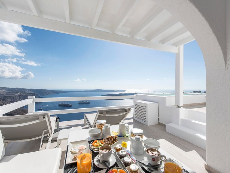 Aqua Luxury Suites 29