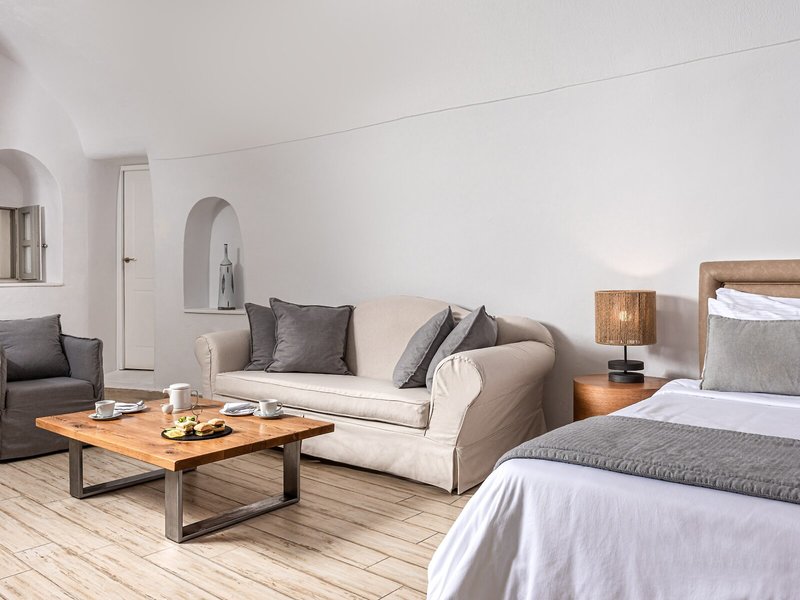 Aqua Luxury Suites 39