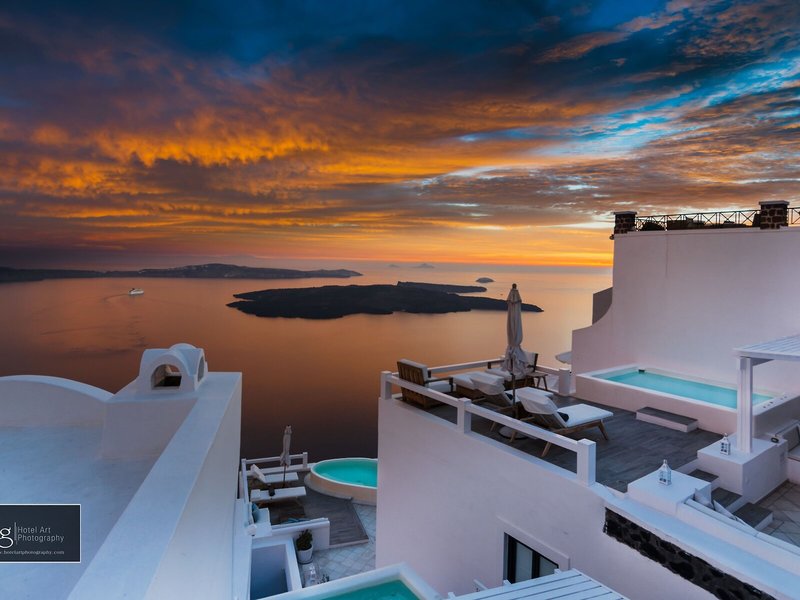 Aqua Luxury Suites 1