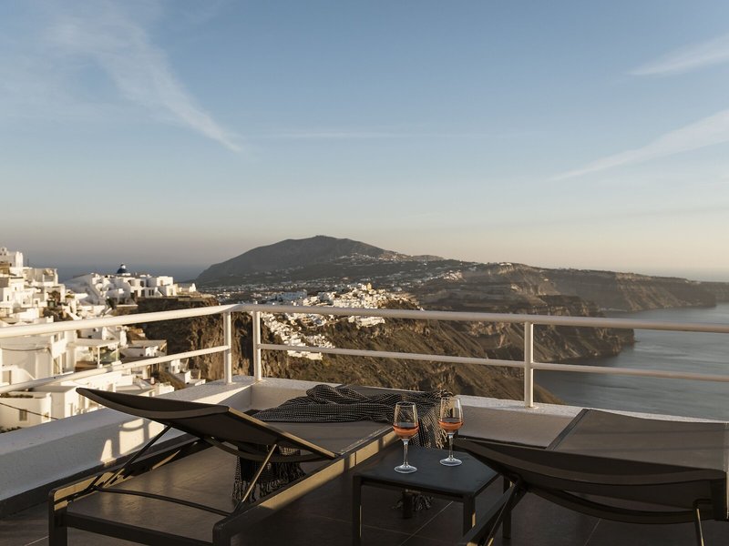 Aqua Luxury Suites 4