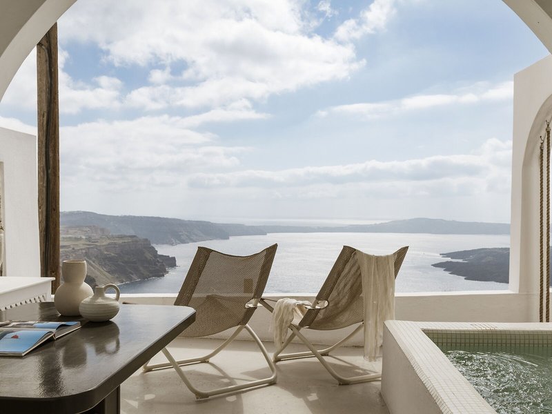 Aqua Luxury Suites 10