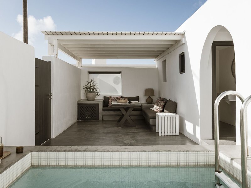 Aqua Luxury Suites 14