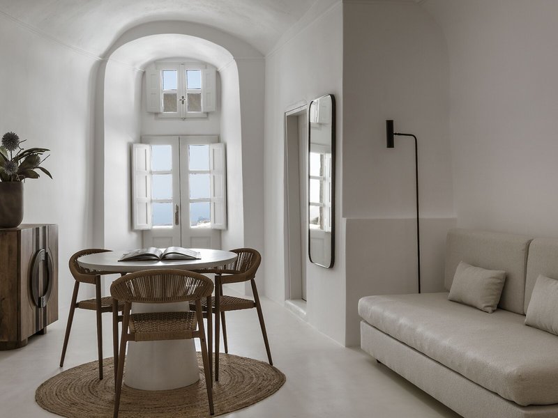 Aqua Luxury Suites 28