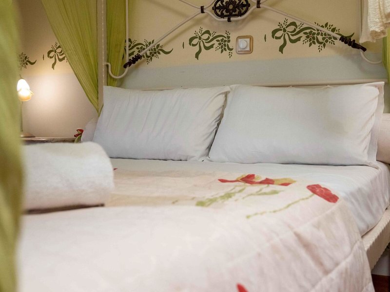 Anagenessis Village Hotel 11